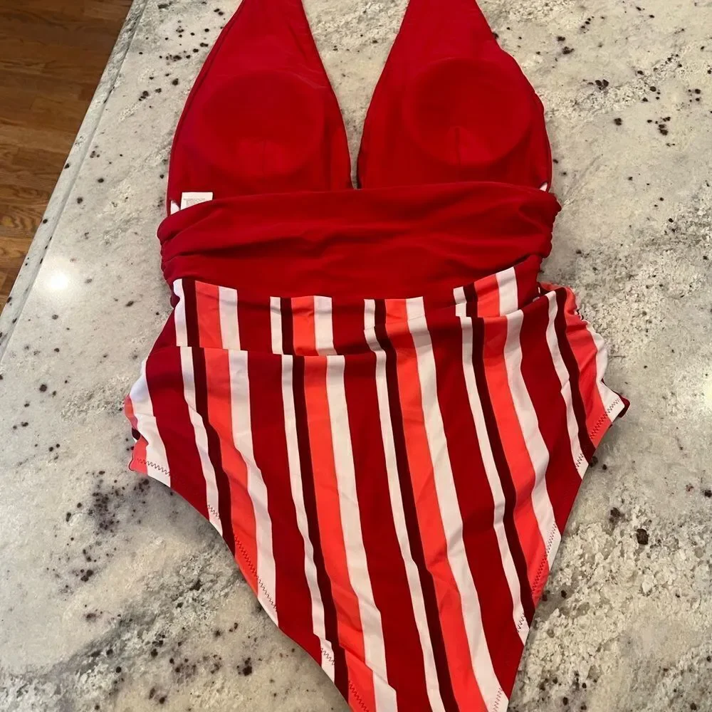 Cupshe Red Striped High Back Halter Tie One Piece Swimsuit sz M NWOT